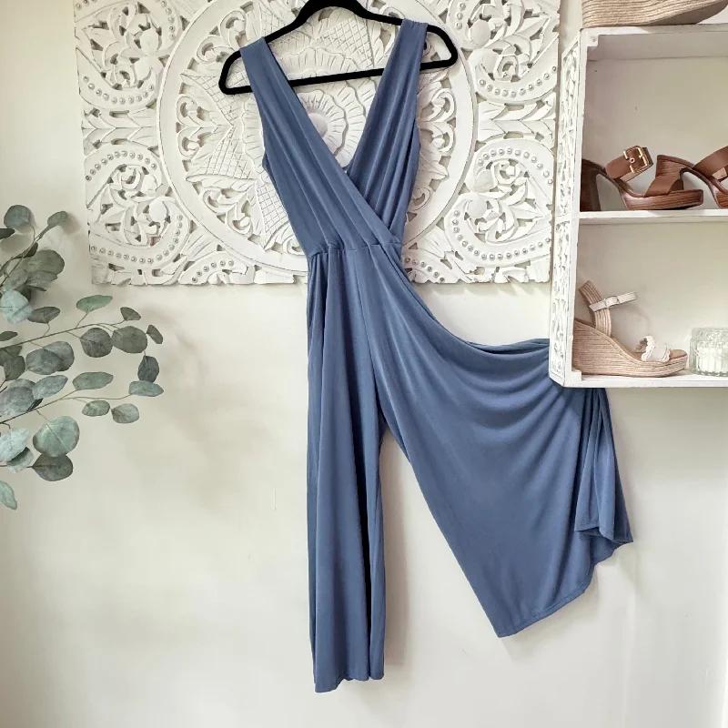 Everyday Wear Friendly Vibes Blue V-Neck Jumpsuit with Pockets