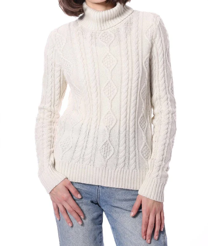 Free Spirited Fashion Cotton Ombre Cable Turtleneck Sweater Top In White