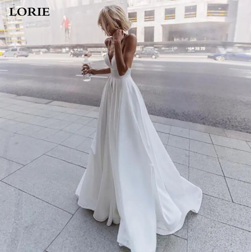 Trendy Women's Fashion Slik Satin A Line Wedding Dresses Beach Spaghetti Straps V Neck Bride Gowns Abito Da Sposa Backless Wedding Gowns