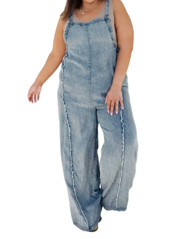 Luxe Women's Fashion Ever Dependable Mineral Wash Jumpsuit In Chambray Denim