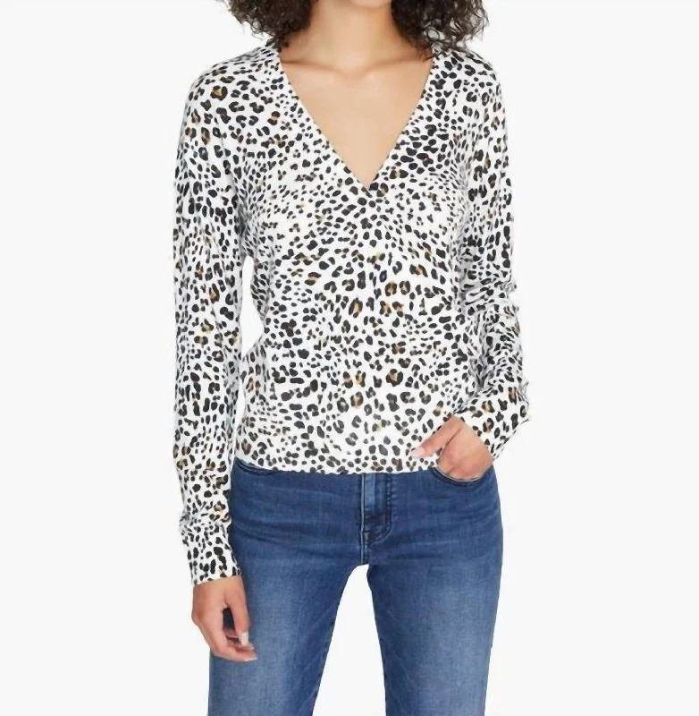 Budget-Friendly Fashion Xoxo Sweater In Leopard