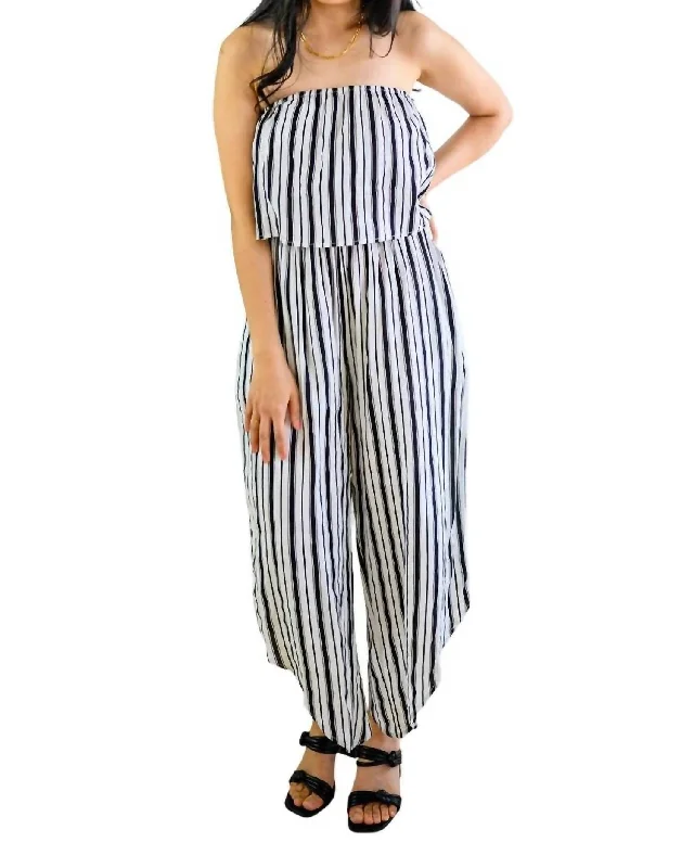 Valentine's Special Modern Stripes Sleeveless Jumpsuit In Navy/white