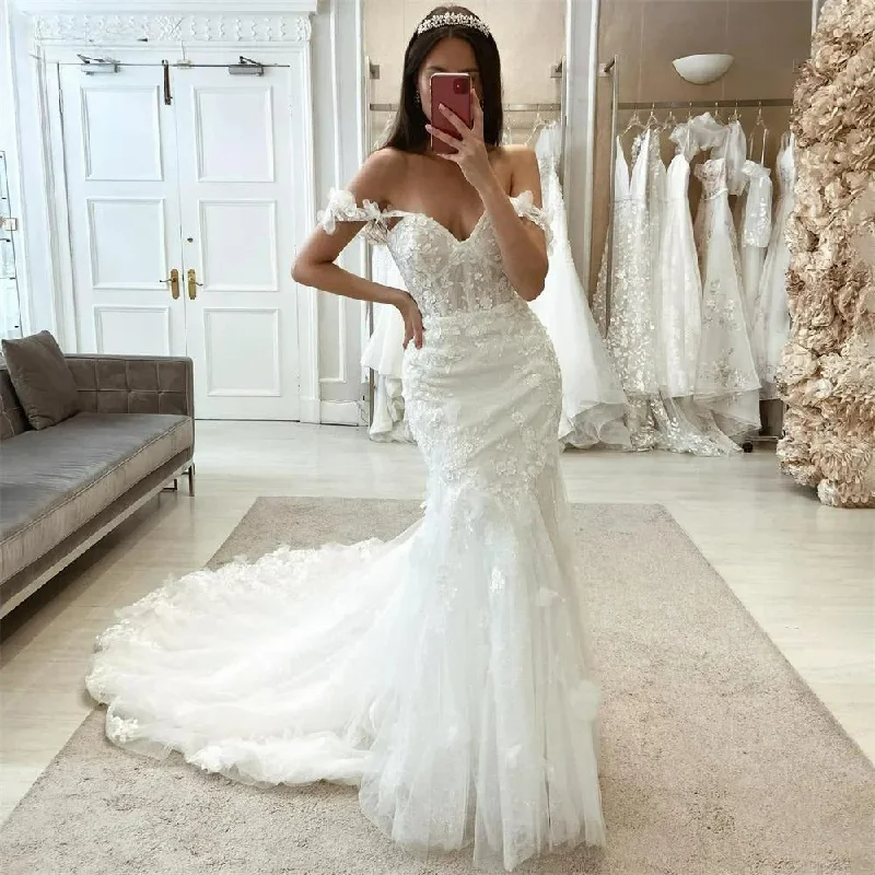 Stay Ahead In Style Vintage Lace Wedding Dresses Puffy Mermaid Off Shoulder 3D Flowers Appliques Bridal Gowns Backless Beach Bride Dress