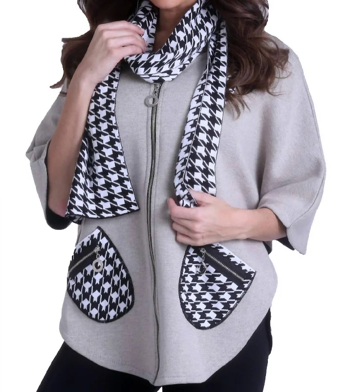 Luxury Fashion Houndstooth Poncho Sweater In Stone/black