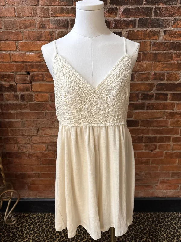 Trendy Threads Amalfi Birch Crochet Romper In Cream