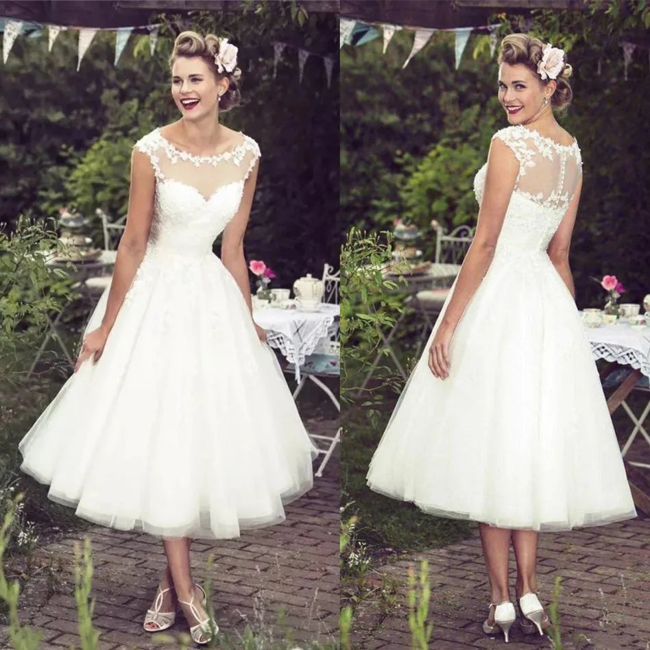 Latest Fashion for Women Vintage Lace Short Wedding Dress Tea-Length Sheer Back Cap Sleeves Plus Size Elegant Garden Wedding Bridal Gowns