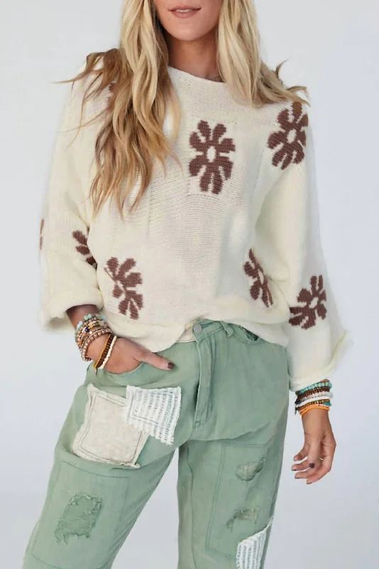 Stylish Women's Apparel Floral Pattern Knit Sweater In Ivory / Taupe