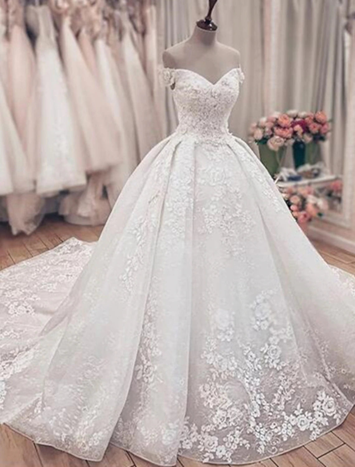 Exclusive Designer Collection Engagement Formal Wedding Dresses Ball Gown Off Shoulder Cap Sleeve Chapel Train Lace Bridal Gowns With Appliques Summer Fall Wedding Party