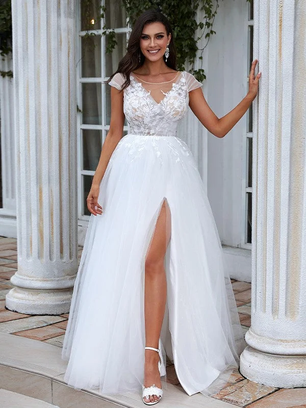 Wardrobe Refresh A-Line/Princess Lace Applique Scoop Short Sleeves Sweep/Brush Train Wedding Dresses