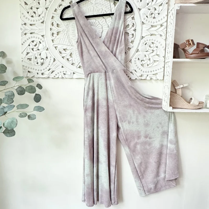 Elevate Your Wardrobe Free Spirit Tie Dye V-Neck Jumpsuit in Lilac